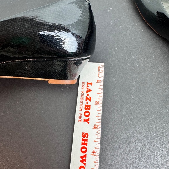 Cole Haan Air Elly Criss-Cross Black Patent Peep-Toe Wedge Shoes, Size 8 - Picture 9 of 9